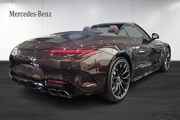 Mercedes-Benz SL63 3 of 5