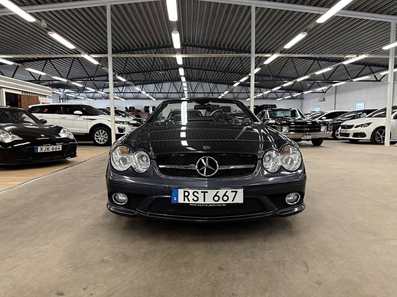 Mercedes-Benz SL600 2 of 5