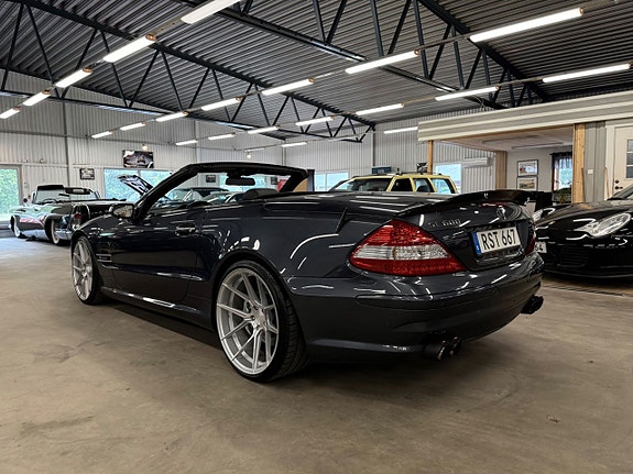 Mercedes-Benz SL600 6 of 12