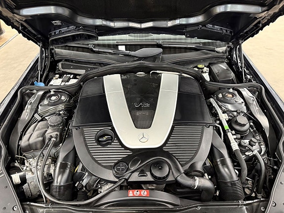 Mercedes-Benz SL600 8 of 12