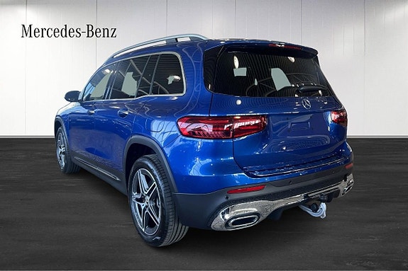 Mercedes-Benz GLB200 3 of 16