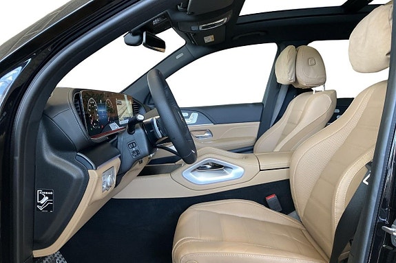 Mercedes-Benz GLS450 d 12 of 28