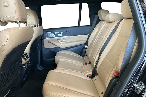 Mercedes-Benz GLS450 d 9 of 28