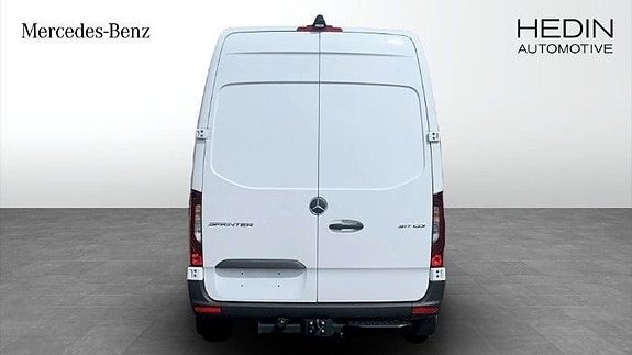 Mercedes-Benz Sprinter 317 8 of 9
