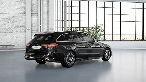 Mercedes-Benz C300 5 of 5