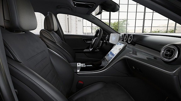 Mercedes-Benz C300 8 of 9