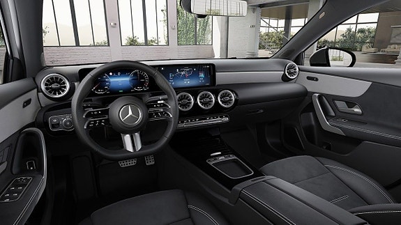 Mercedes-Benz A250 e 6 of 9