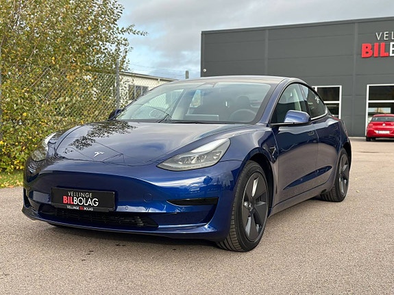 Tesla Model 3 2 of 20