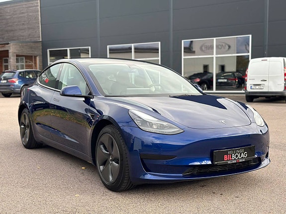 Tesla Model 3 3 of 20