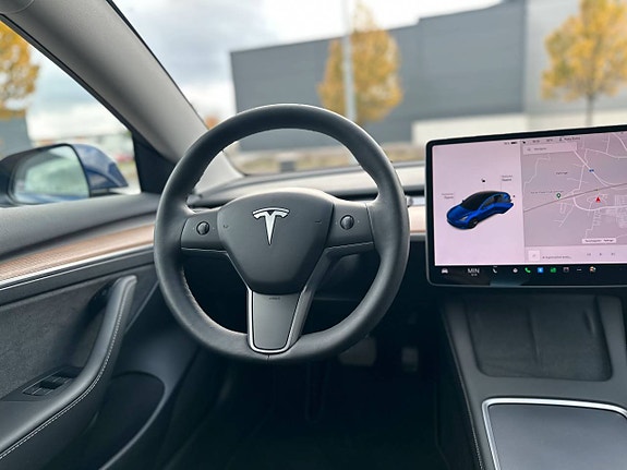 Tesla Model 3 18 of 20