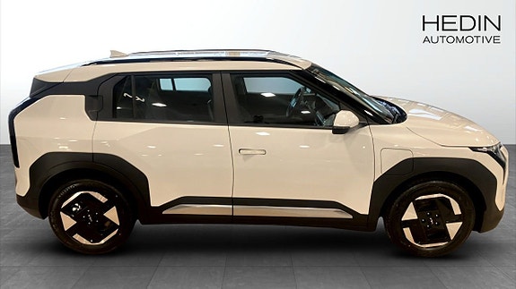 Kia EV3 4 of 5