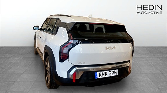 Kia EV3 6 of 12