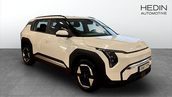 Kia EV3 2 of 5