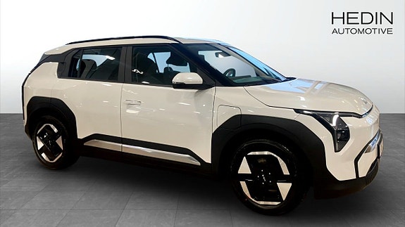 Kia EV3 3 of 5