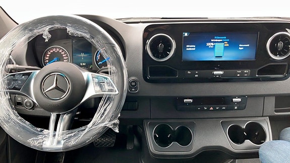 Mercedes-Benz Sprinter 411 4 of 10