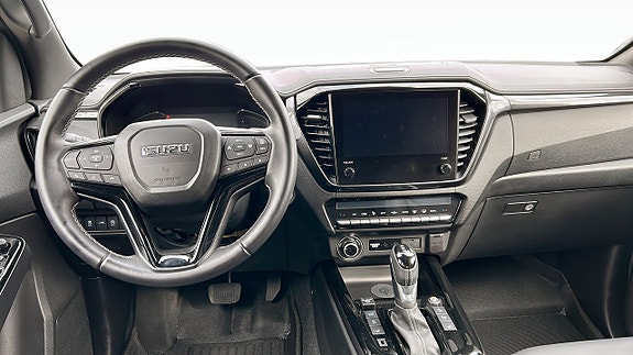 Isuzu D-max 4 of 12