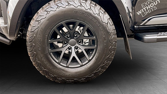 Isuzu D-max 9 of 12