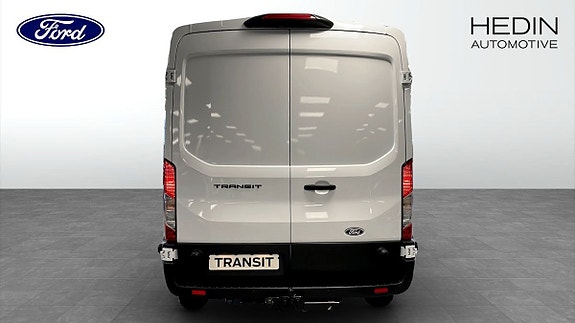 Ford Transit 7 of 12