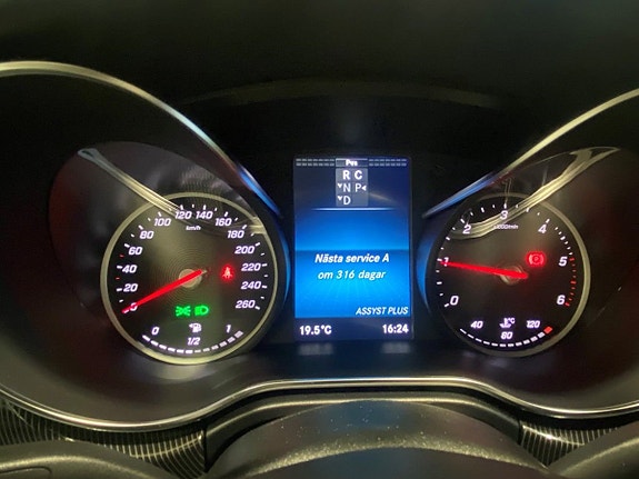 Mercedes-Benz V-Klass 10 of 13