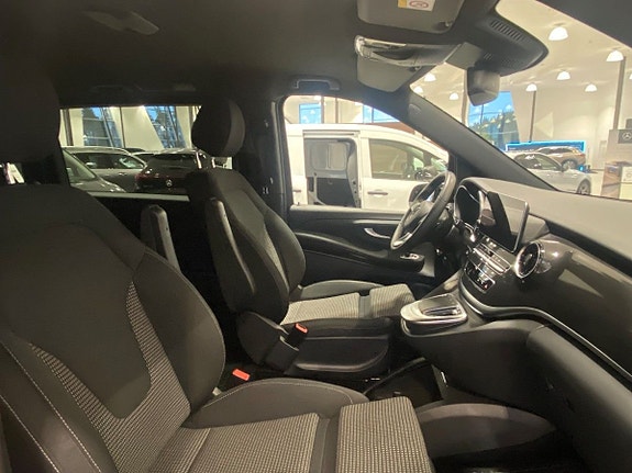 Mercedes-Benz V-Klass 7 of 13