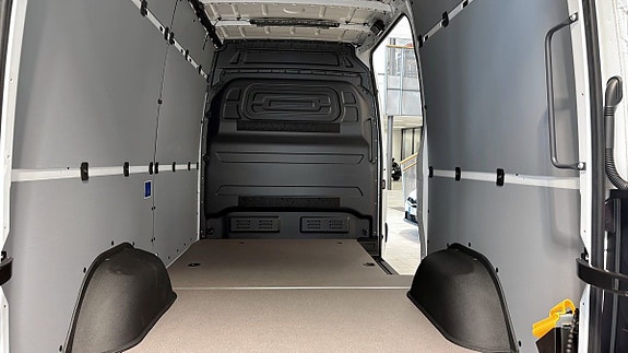 Mercedes-Benz Sprinter 208 5 of 9