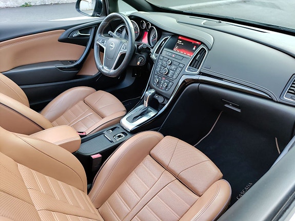 Opel Cascada 9 of 23