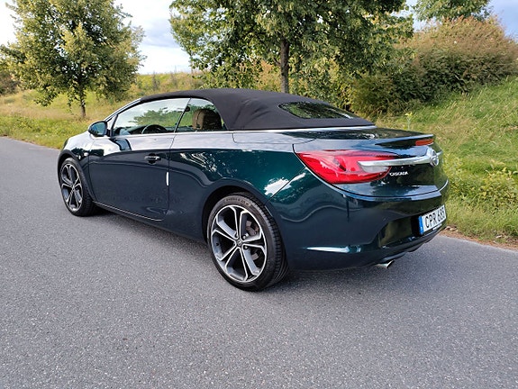 Opel Cascada 17 of 23