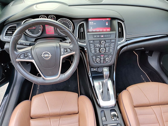 Opel Cascada 10 of 23