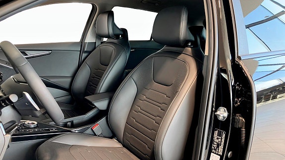 Kia Niro 13 of 13