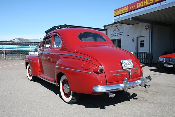 Ford De Luxe Phaeton 180A 3 of 20