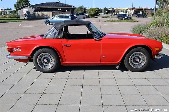 Triumph TR6 8 of 27