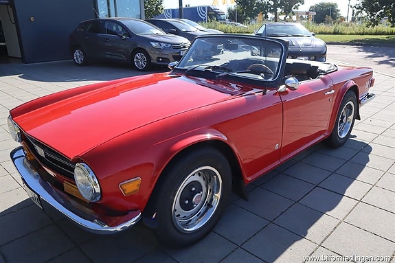 Triumph TR6 5 of 27