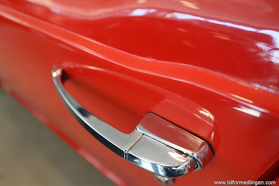Triumph TR6 25 of 27