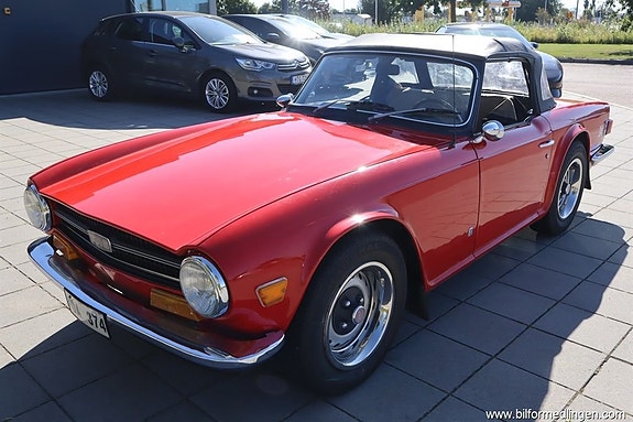 Triumph TR6 11 of 27