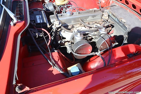Triumph TR6 14 of 27