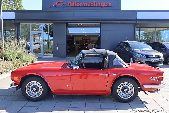 Triumph TR6 6 of 27