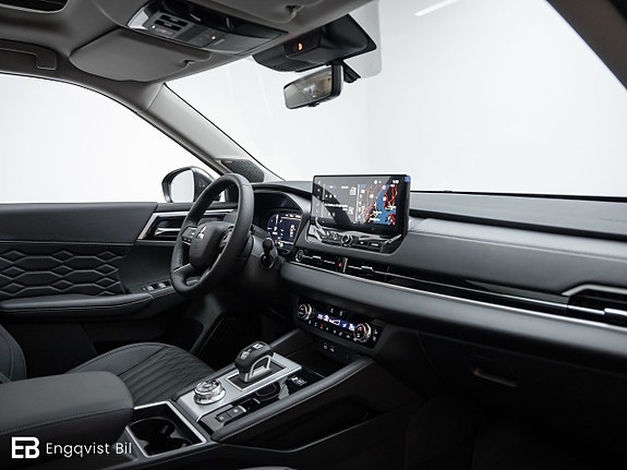 Mitsubishi Outlander 25 of 27