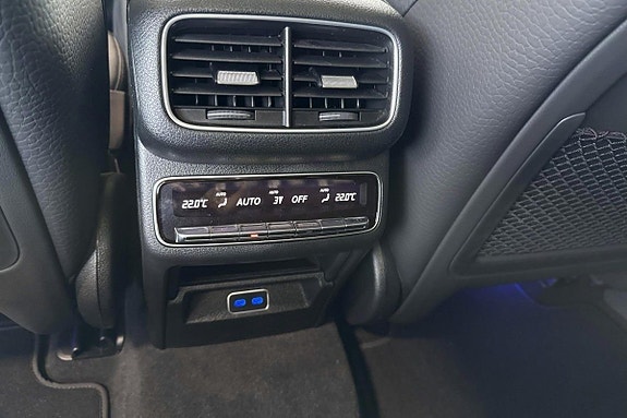 Mercedes-Benz GLS450 d 13 of 22