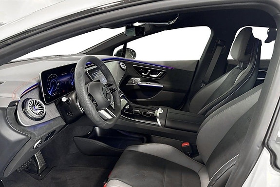 Mercedes-Benz EQE350+ 12 of 13