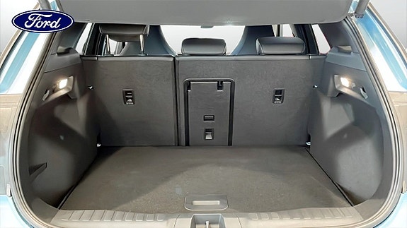 Ford Explorer 13 of 13