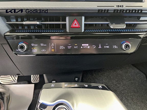 Kia EV6 13 of 14