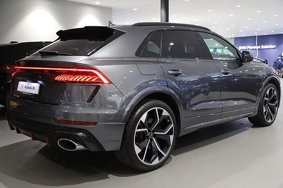 Audi RS Q8 6 of 17