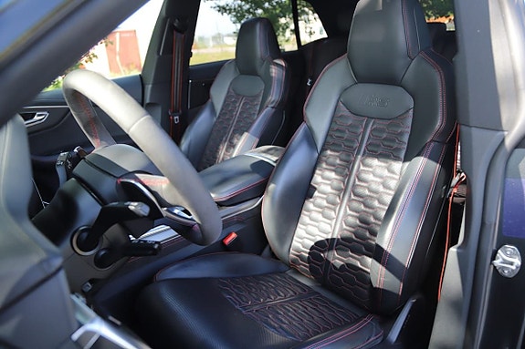 Audi RS Q8 16 of 20