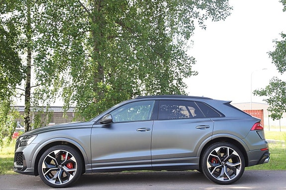 Audi RS Q8 5 of 5