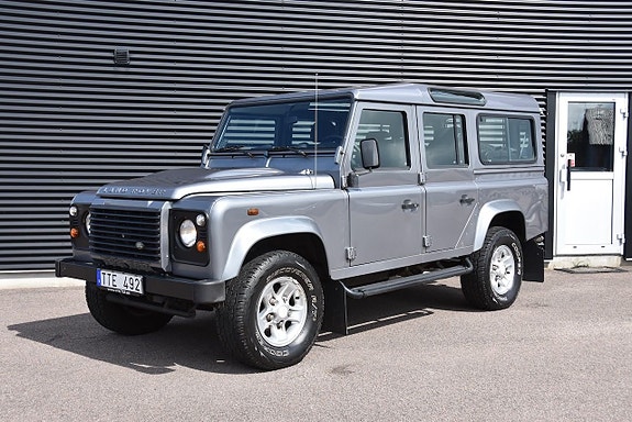 Land Rover Defender 110