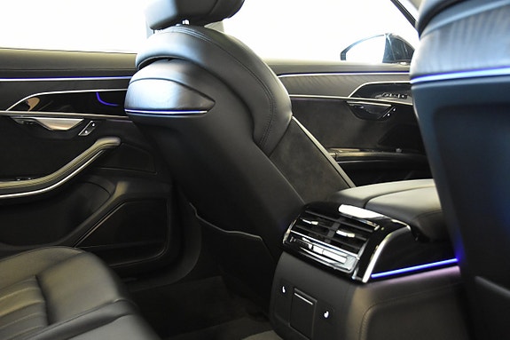 Audi A8 12 of 30
