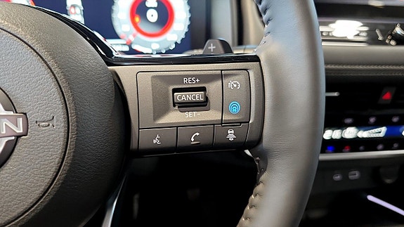 Nissan X-Trail 14 of 15
