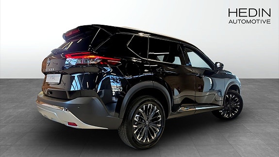 Nissan X-Trail 2 of 15