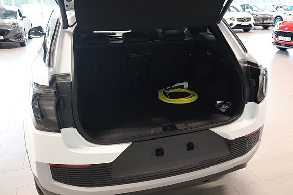 Ford Explorer 8 of 17