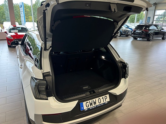 Ford Explorer 9 of 19